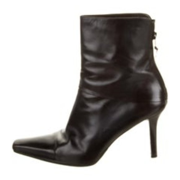 Stuart Weitzman Shoes - Stuart Weitzman Leather Ankle Boots 10